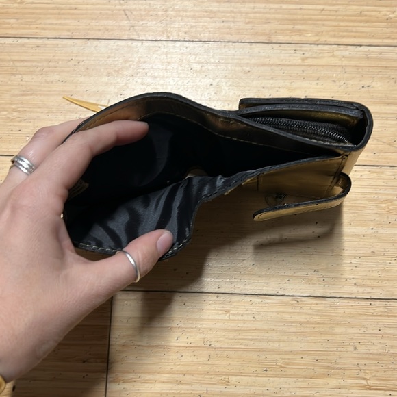 Patricia Nash Leather Wallet - Picture 4 of 4